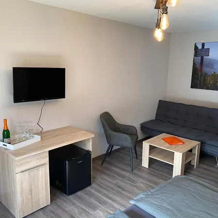 Ferienweingut Peter-jos. Hauth Hétvégi ház *