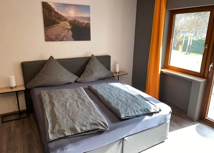 Ferienweingut Peter-jos. Hauth בית כפרי